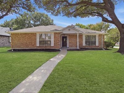 Property at 4017 Knights Bridge Dr, Rowlett, TX