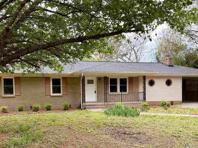 703 Sandpiper Dr
