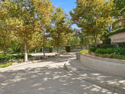 596 Fenwick Way APT C