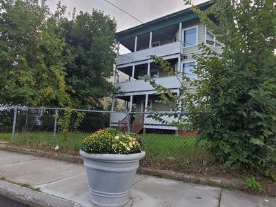 183 Main St