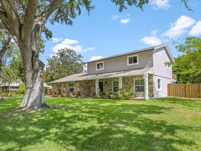 204 York Dr
