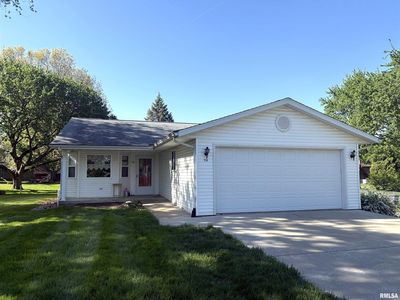 110 E Green Ave