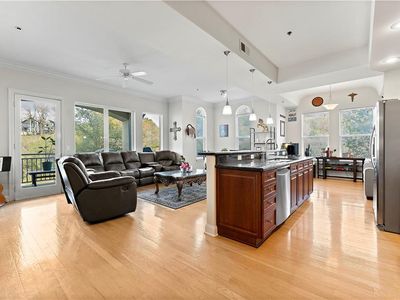 3800 N Mulberry Dr UNIT 201