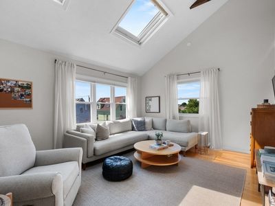 17 Herschel St #3