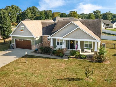 303 Excalibur Dr