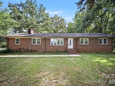 2681 University Dr