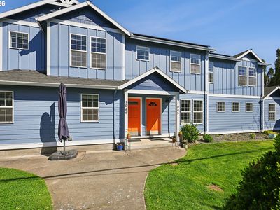 Property at 1089 SW Halsey St, Troutdale, OR