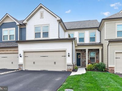 1011 Victoria Ct
