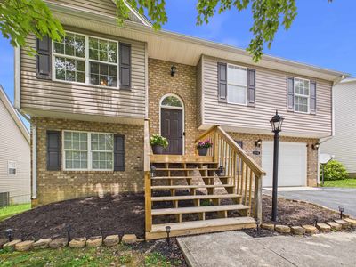 110 Aster Ln