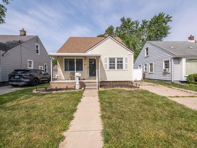 214 Cleveland St