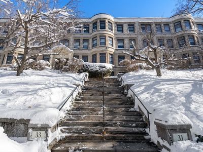 33 Westbourne Ter APT 4