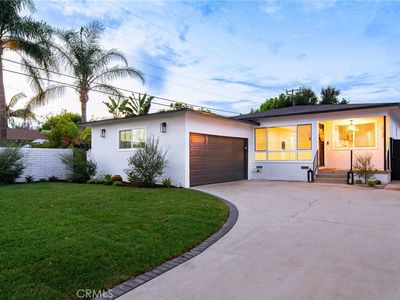 820 W Harding Ave