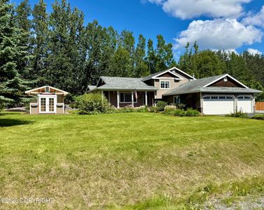 443 N Tiffany Dr