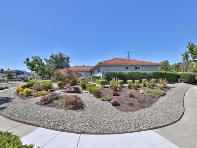 7453 De La Farge Dr
