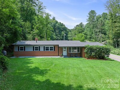 101 Sam Robertson Rd