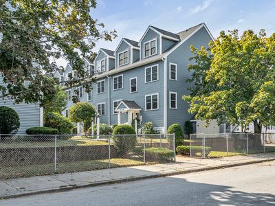 312 Water St APT 9