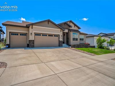 4961 Pearl Lake Way