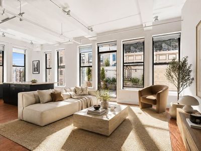 45 E 30th St APT 14A