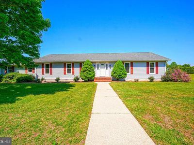 17258 Ash Ct