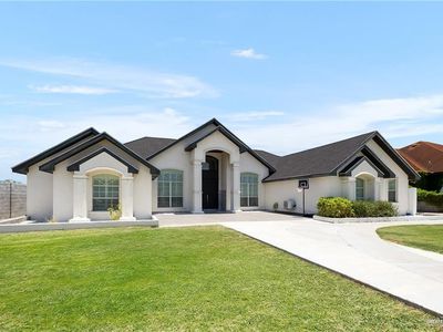 1201 Shalom Dr