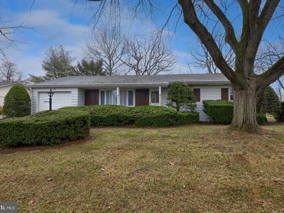 222 Robin Rd