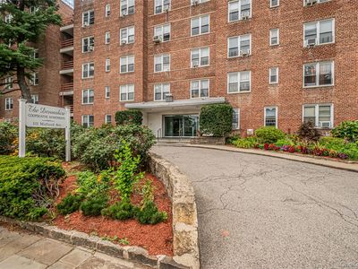 1111 Midland Avenue #4D