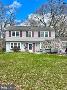 2225 Harwood Ln
