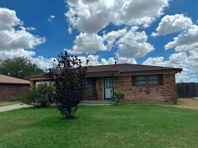 1447 Maple Ave