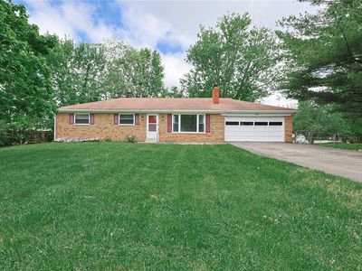 990 Joyce Dr