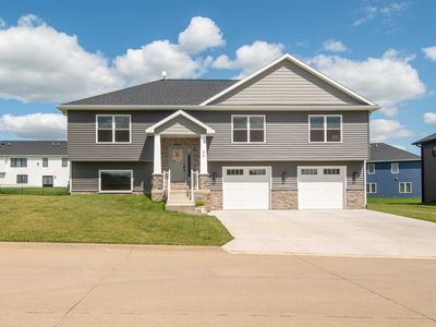 310 Solomia Ct