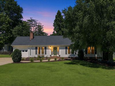 109 Stonehenge Ct