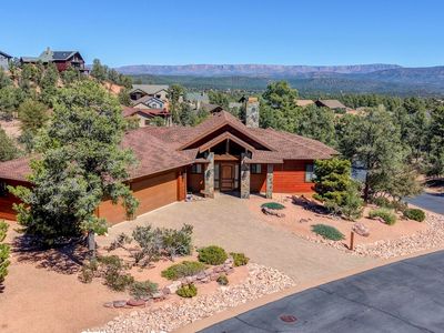 412 S Whisper Ridge Ln