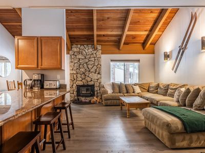 2113 Meridian Blvd #180