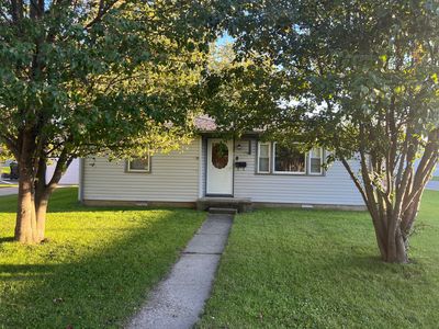 221 W George St