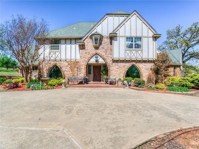 684 Living Springs Trl