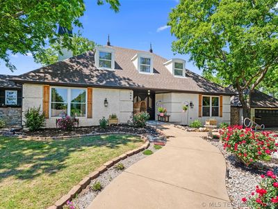 600 Cherry Ln