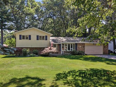 944 W Fennwood Cir