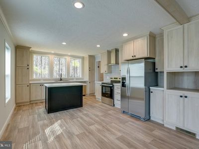 332 Morris Ln