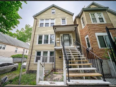 8942 S Baltimore Ave