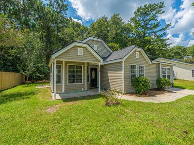 108 Palm Ct