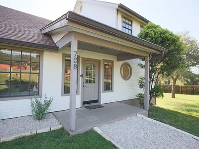 708 Cowal Dr S