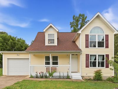 210 Casteel Rd SE