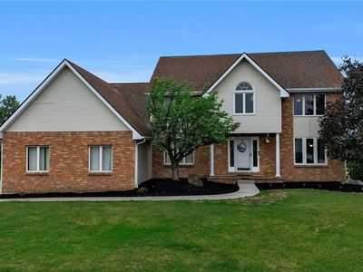 83 Meadowdale Ln