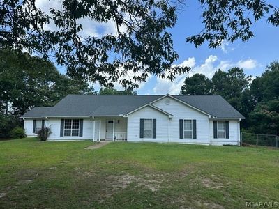2622 Highway 82 W