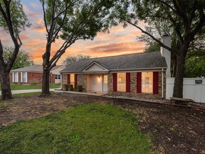 3904 Manzinita St