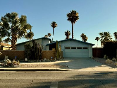 3870 E Mesquite Ave