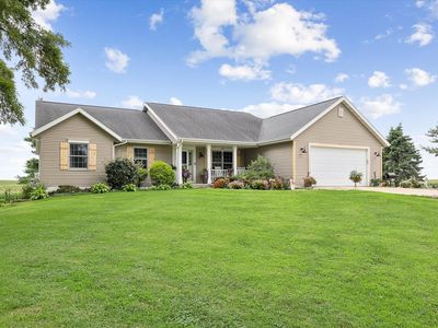 12433 Prairie Center Rd