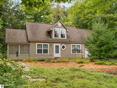 Property at 3941 Peninsular Shores Dr, Grawn, MI