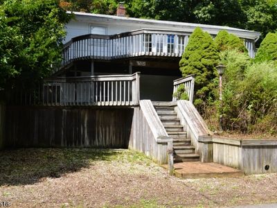 11 Woods Rd