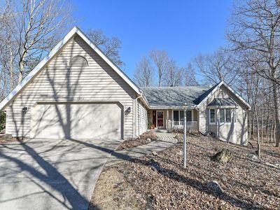 S77W19744 Sanctuary DRIVE